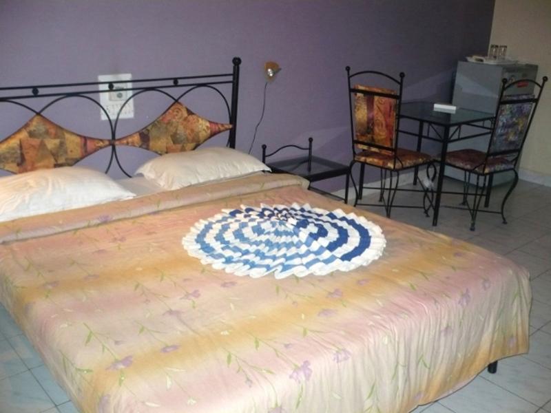 Libton Manor Hotel Кандолим Екстериор снимка