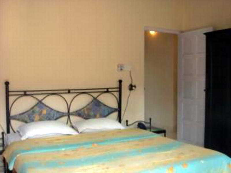 Libton Manor Hotel Кандолим Екстериор снимка