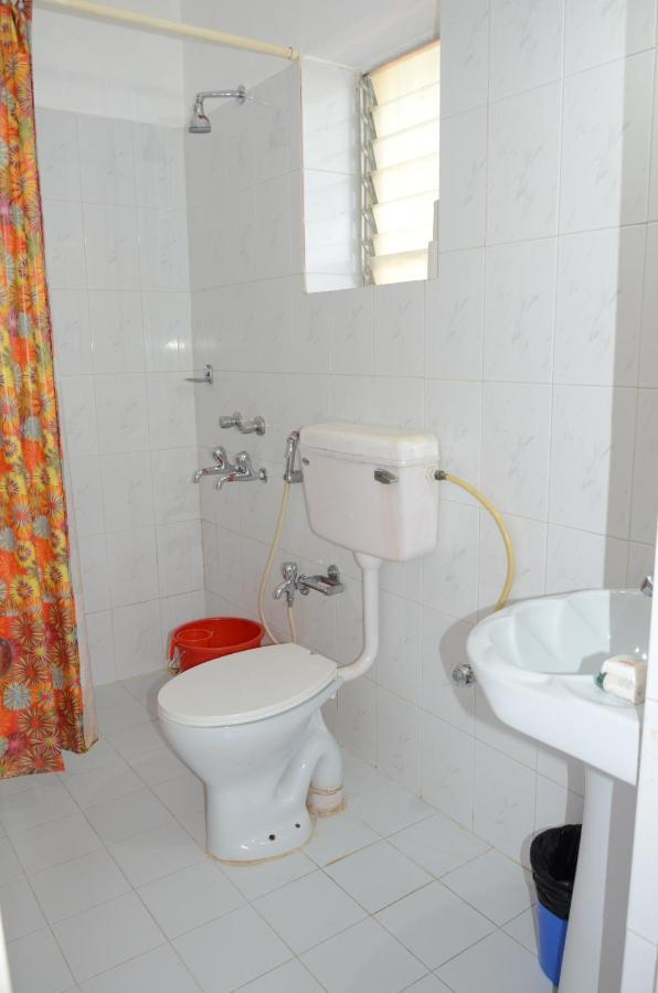 Libton Manor Hotel Кандолим Екстериор снимка